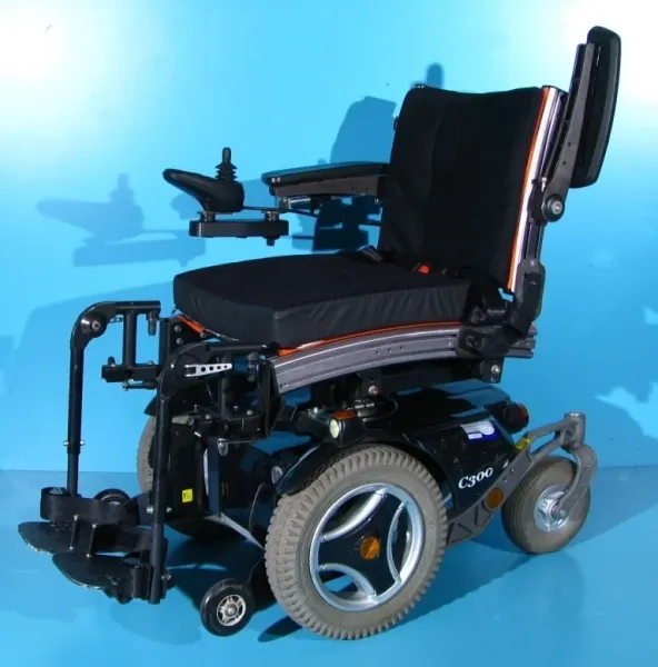Carucior electric Permobil C300 - 6 km h - Imaginea 3