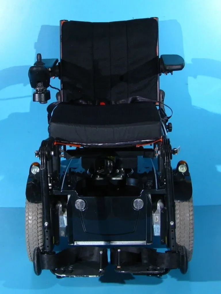 Carucior electric Permobil C300 - 6 km h - Imaginea 4