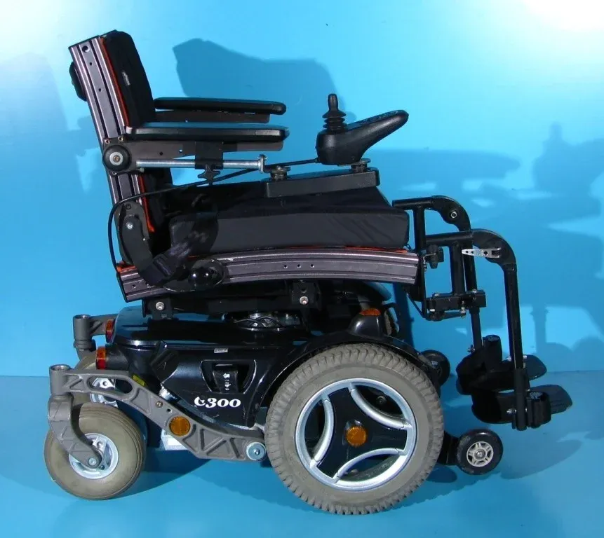 Carucior electric Permobil C300 - 6 km h - Imaginea 6