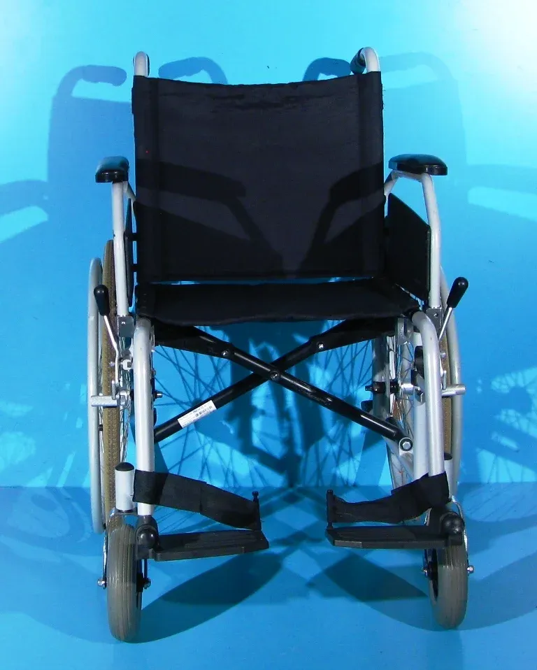 Scaun cu rotile Ibesco MD - latime sezut 47 cm - Imaginea 2