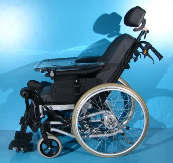 Scaun cu rotile Invacare latime sezut 36 cm - Imaginea 2