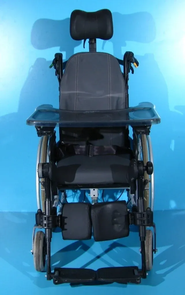 Scaun cu rotile Invacare latime sezut 36 cm - Imaginea 5