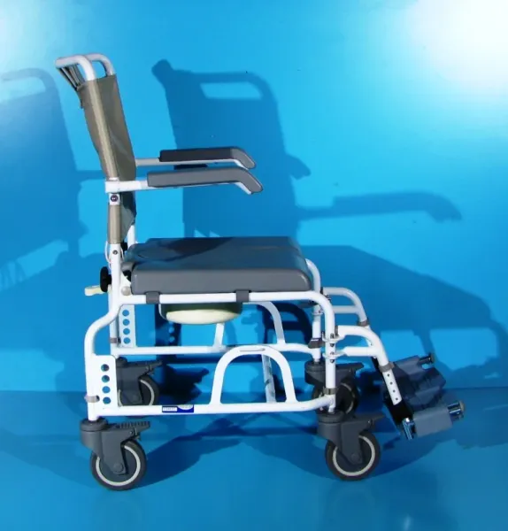 Scaun pentru WC si baie din aluminiu Drive - latime sezut 43 cm - Imaginea 6