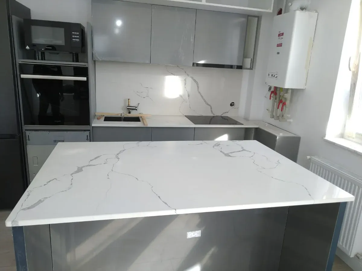 Blat Bucatarie Granit Compozit Quart - Imaginea 1