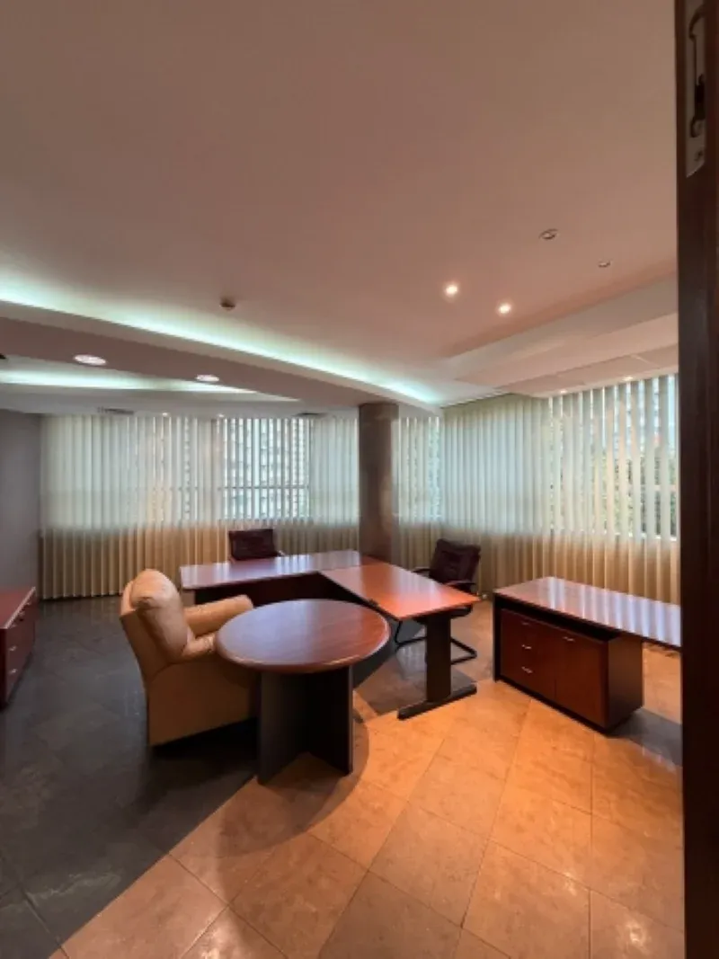 Inchiriez spatiu de birouri, zona Metrou Brancoveanu, 260mp, 9euro mp - Imaginea 7