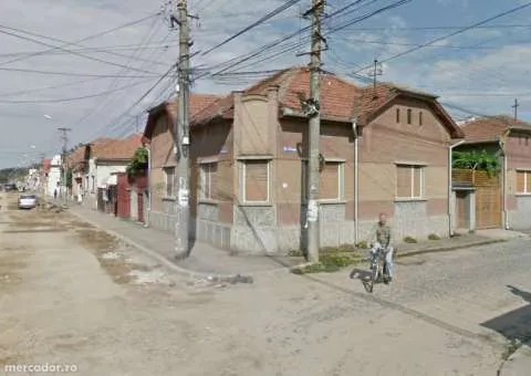 Propritar, vand casa in zona centrala Parcu Enescu, Str. Loga colt cu Romanilor - Lugoj - Imaginea 1
