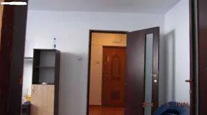 Vand apartament cu 2 camere. - Imaginea 3