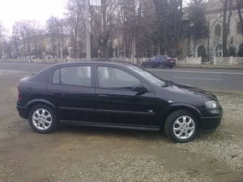 rent a car in Roman - Imaginea 2