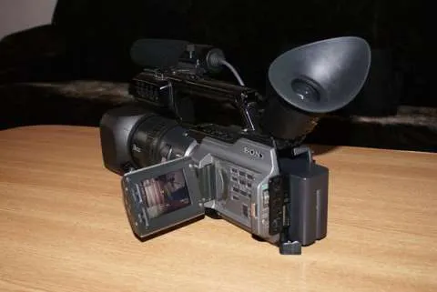 Vand camera digitala Sony  DSR-PD170 P - Imaginea 2