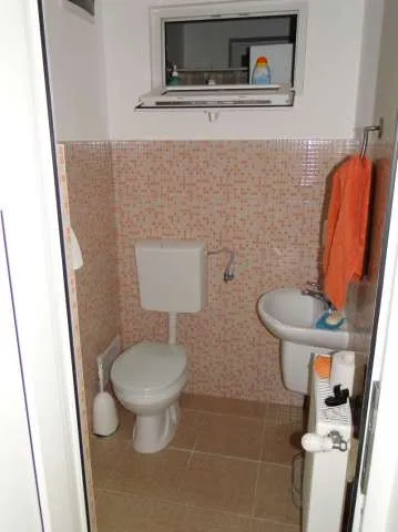 Vand casa in Diosig,jud Bihor zona centrala - Imaginea 8
