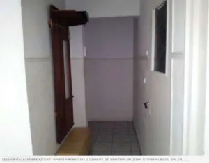 Vand urgent apartament 2 camere 18900 euro