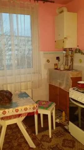 Proprietar vand apartament 2 camere cu centrala pe gaz. Zona Universitatii Dragan! - Imaginea 2