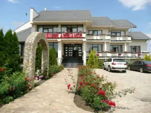 Va asteptam la Pensiunea Ambiance in Bucovina!