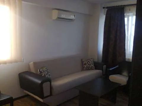 Inchiriez ap 2 cam NOU, LUX, in Nufarul Plaza, Oradea - Imaginea 9