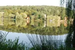Cabana lac Mujdeni in loc deosebit - Miniatura 2