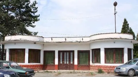 Inchiriez spatiu comercial in zona industriala - Imaginea 2
