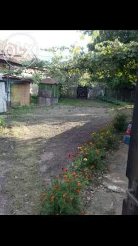 Vand casa cu gradina + teren arabil - Imaginea 2