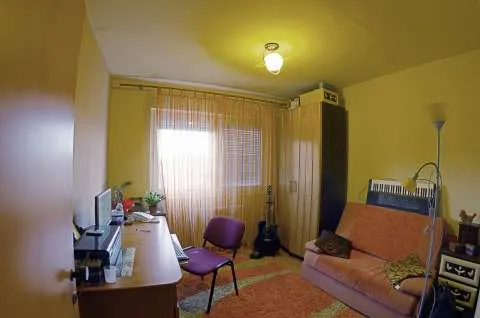 vand apart. 3 camere - Imaginea 3