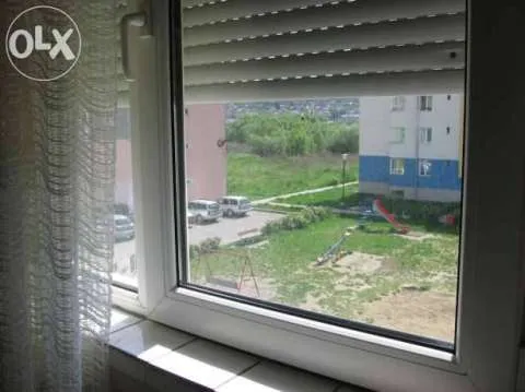 Vand Apartament 2 camere - Imaginea 1