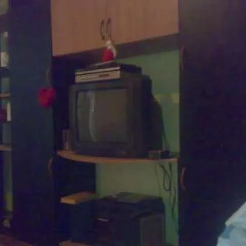 Particular inchiriez apartament 2 camere , decomandat - Imaginea 3