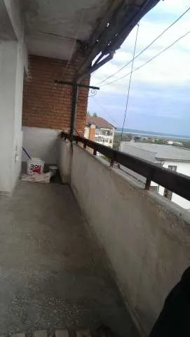 Vand apartament central, 2 camere, decomandat, Dragasani - Imaginea 9
