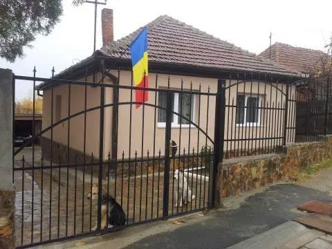Casa 3 camere Oradea Ana Ipatescu - Imaginea 1