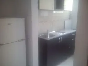 INCHIRIEZ APARTAMENT 2 CAMERE