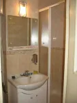 Vand urgent apartament 2 camere  - Miniatura 2