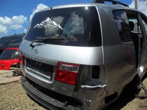 Dezmembrez kia carens an 1999 - Imaginea 4