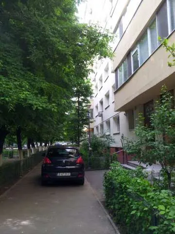 Vand Apartament 2 camere, in bloc reabilitat, zona civilizata. - Imaginea 9