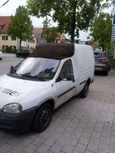 Dezmembrez opel combo an 1999