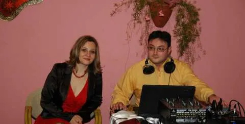 DJ si solist vocal-muzica live NUNTA, BOTEZ, CORPORATE, IASI, PASCANI - Imaginea 1