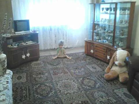 Vand apartament 2 camere - Imaginea 1