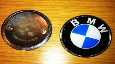 Emblema capota BMW - Imaginea 1