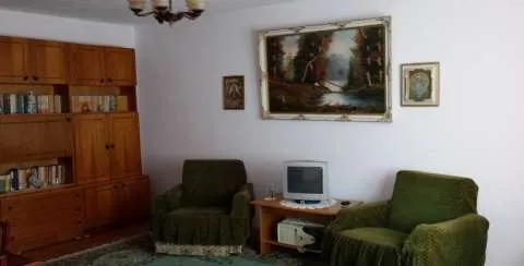 Vanzare casa si teren - Imaginea 8