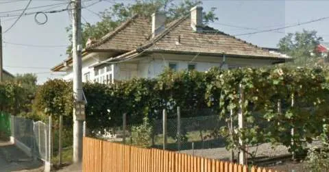 Vand Casa din Caramida si Teren (400mp), Falticeni, Zona Foarte Buna - Imaginea 5