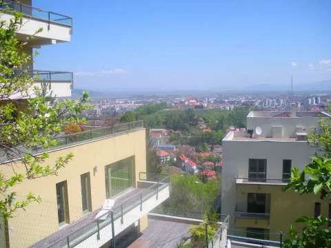 Teren unic 1400 MP Centrul Istoric - Drumul Poienii langa Bellevue Residence - Imaginea 5
