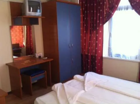 Vila Palace C & M, Mangalia â­ï¸â­ï¸â­ï¸ - Imaginea 3