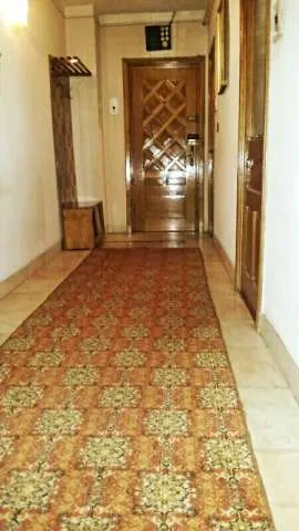 Vanzare apartament 4 camere-Ultracentral - Imaginea 2