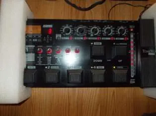 Vand procesor de chitara KORG AX 3000G - Imaginea 3