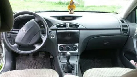 Dezmembrari Renault Laguna 2 - Imaginea 3