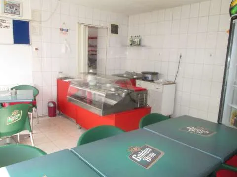 Inchiriez spatiu comercial ultracentral Targoviste - Imaginea 4