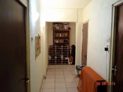 vand apartament 2 camere - Imaginea 6