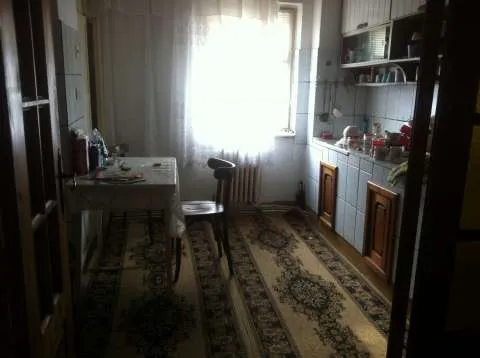 Vand apartament - Imaginea 1