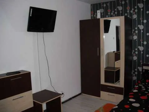 Cazare Studenti Garsoniere si Camere la Vile Particulari Constanta - Imaginea 2
