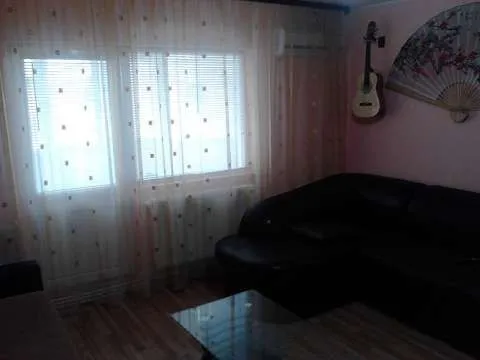 Vand ap. 2 camere Brosteni - Imaginea 8