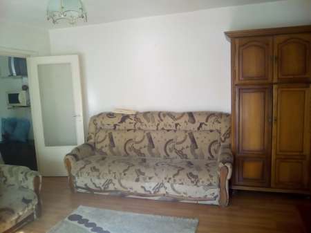 apartament cu trei camere de inchiriat in dej jud cluj 800 ron 3