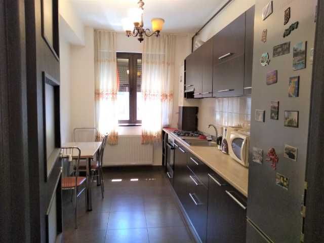 apartament 2 camere, etaj 2/ 4, confort lux, zona fundeni, usor accesibil 9