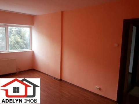 tulcea - apartament 3 camere, zona victoriei 7