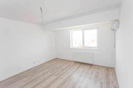 apartament 3 camere, decomandat 6